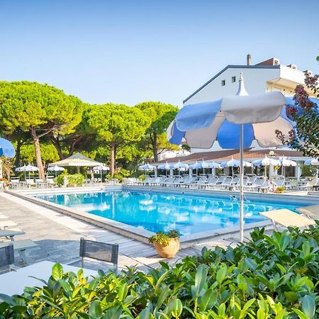Hotel Al Cigno Lignano Sabbiadoro Exterior foto